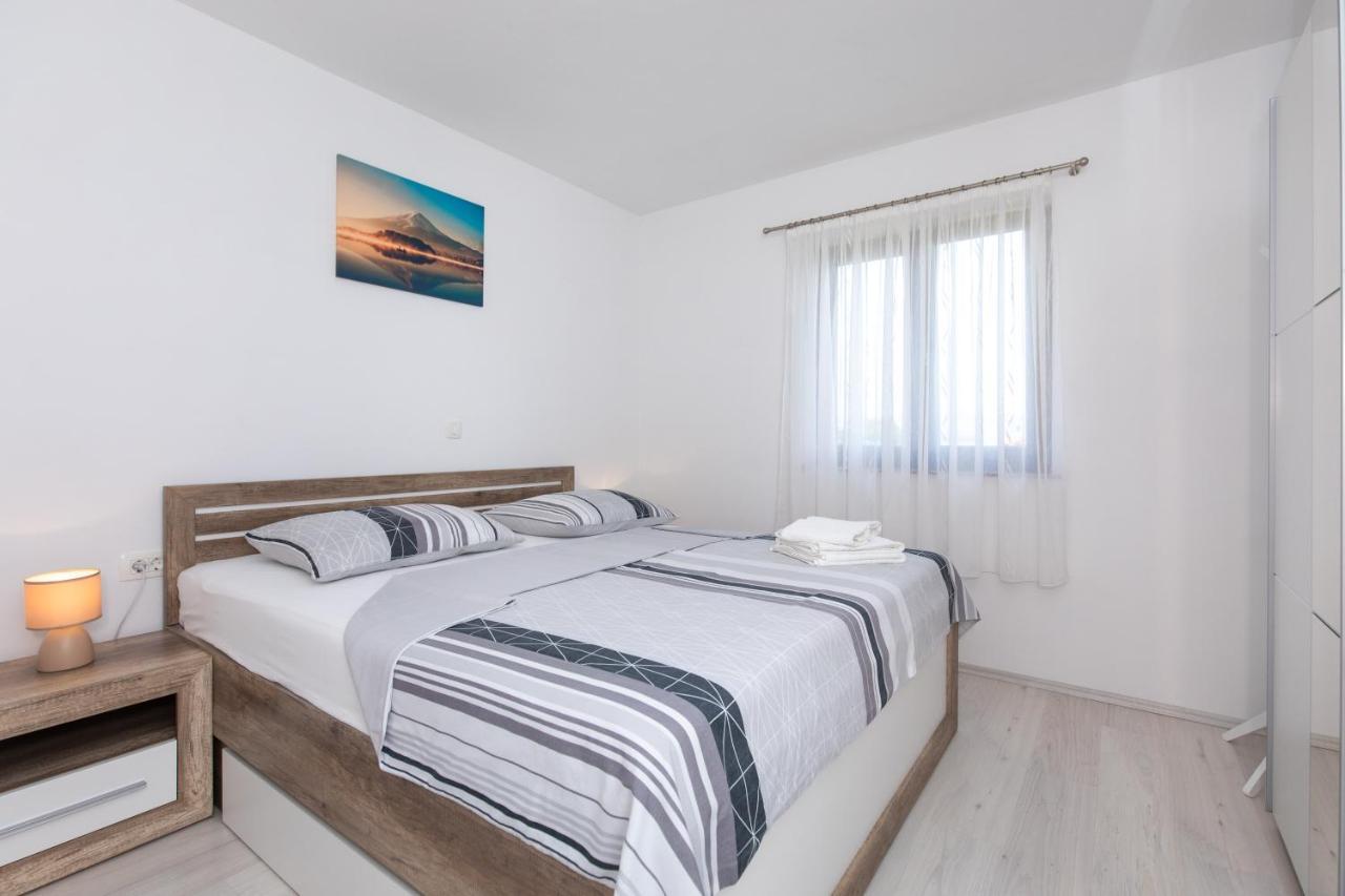 Apartments Otia Seaview Порат Екстер'єр фото